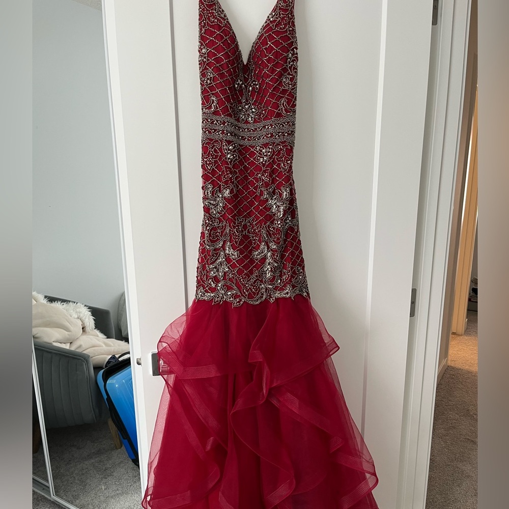 Red prom dress